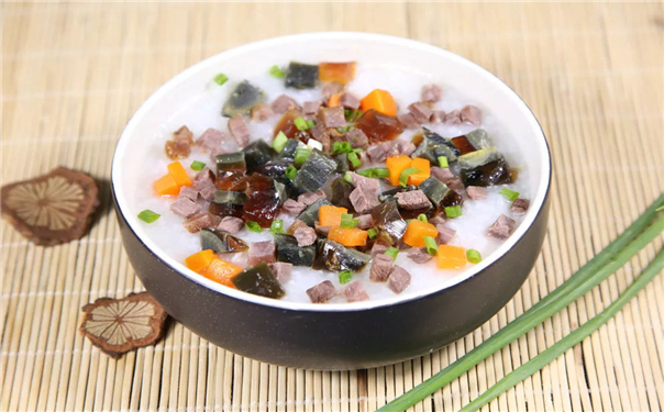 皮蛋牛肉粥
