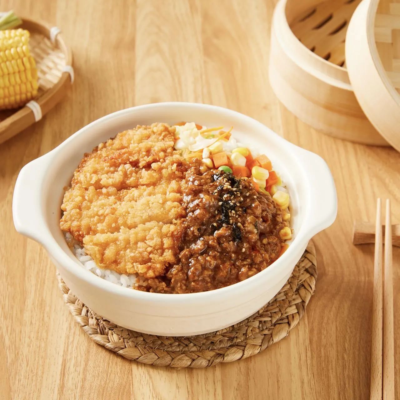 卤肉猪排双拼饭