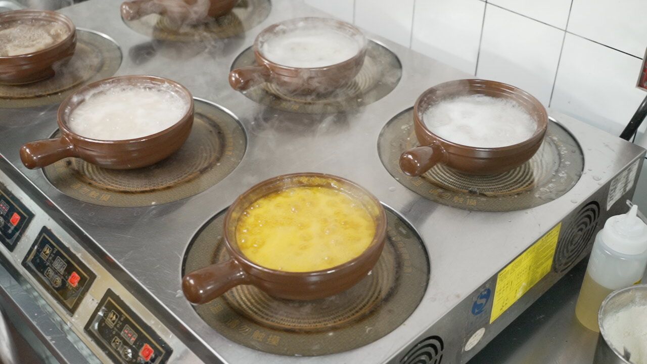 亚游集团官网
堂食粥店
